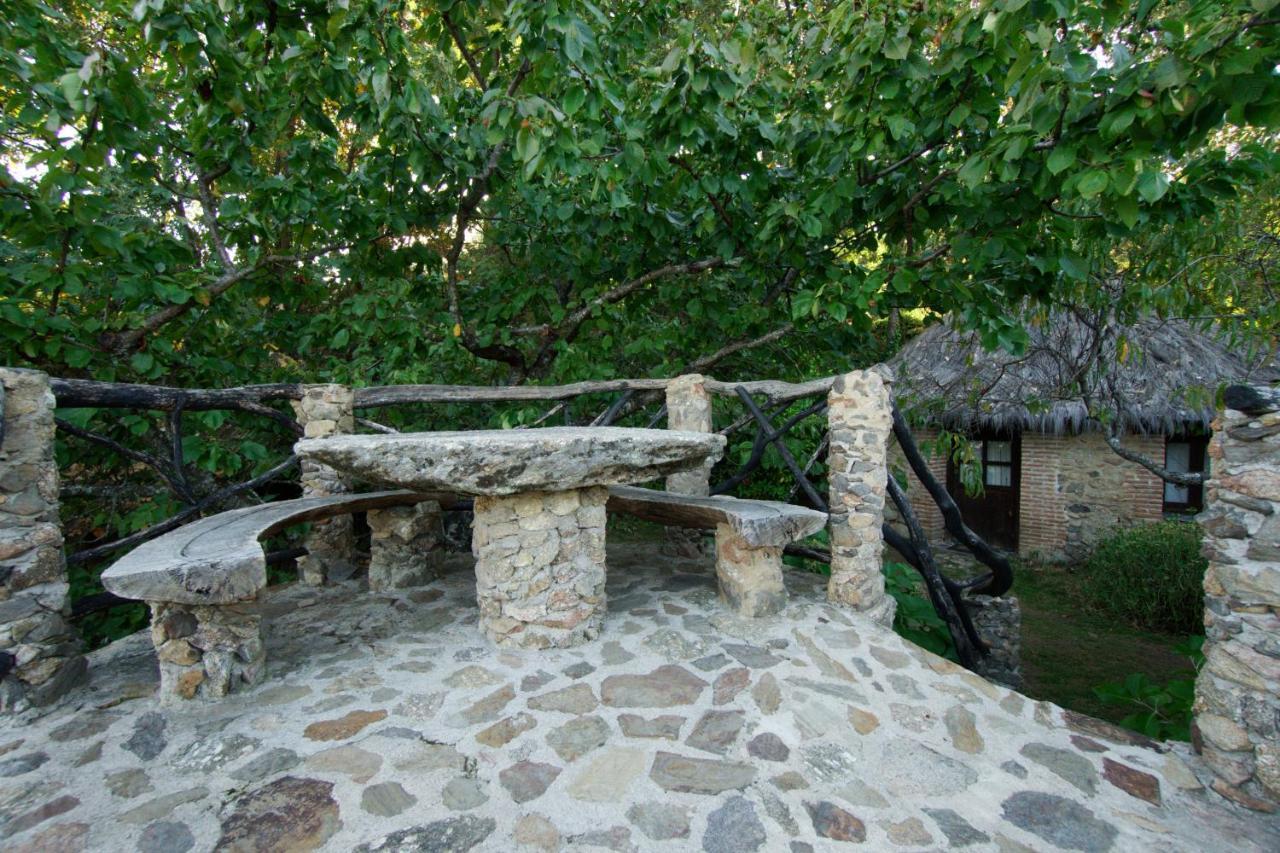 Casas Arbillas Аренас де Сан Педро Екстериор снимка